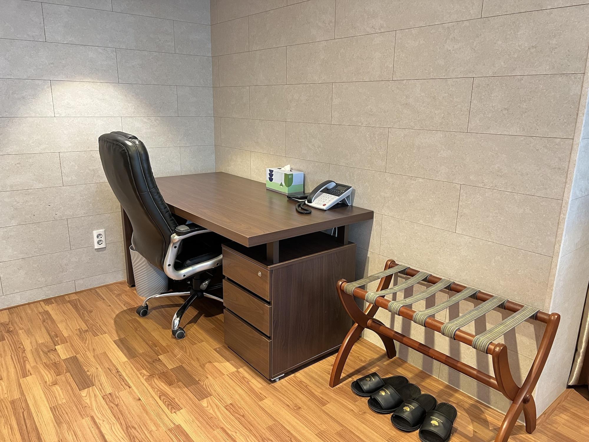 Hotel International Changwon Eksteriør billede