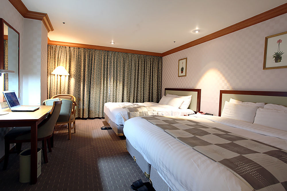 Hotel International Changwon Eksteriør billede
