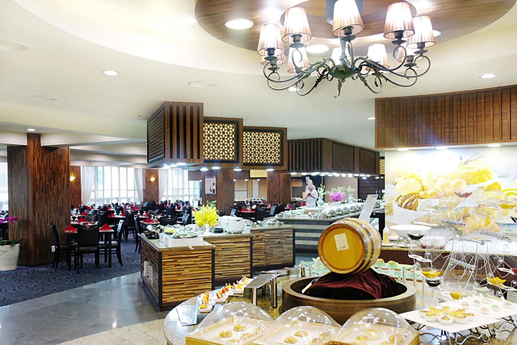 Hotel International Changwon Eksteriør billede
