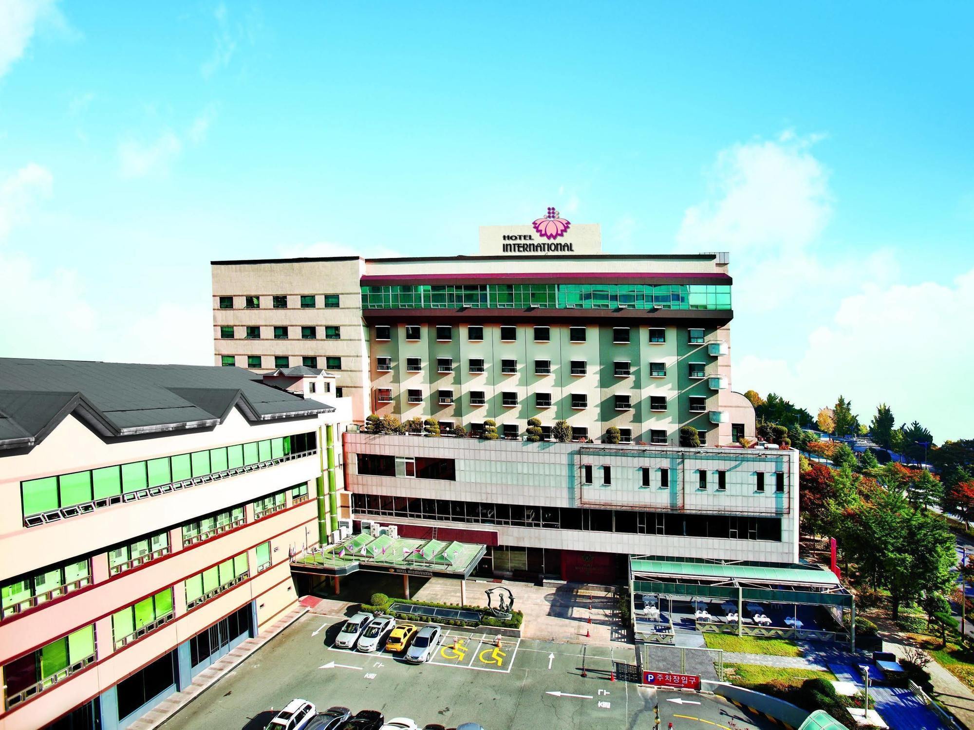 Hotel International Changwon Eksteriør billede