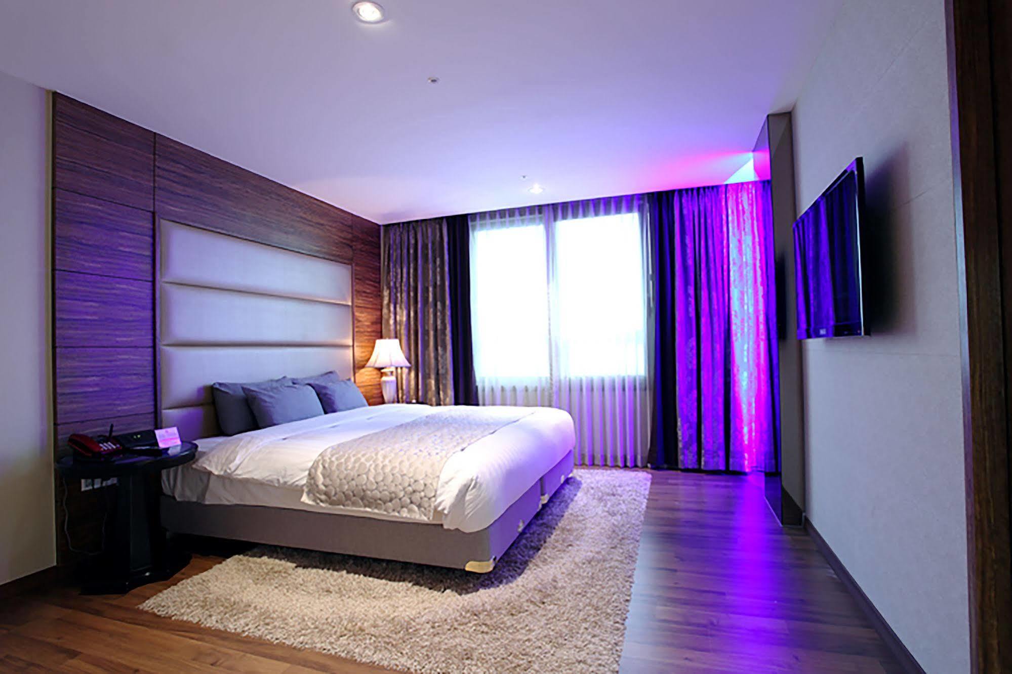 Hotel International Changwon Eksteriør billede
