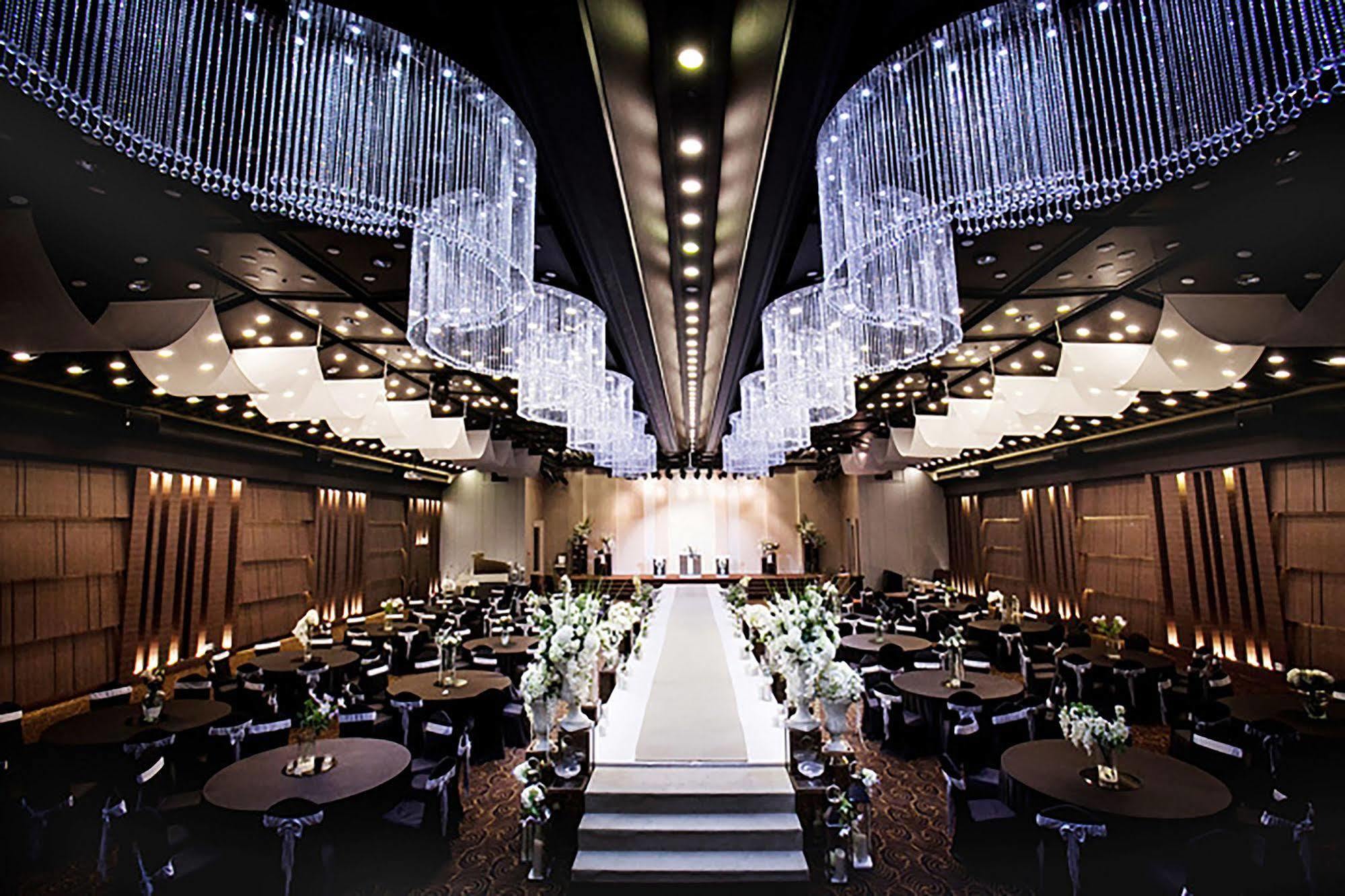 Hotel International Changwon Eksteriør billede
