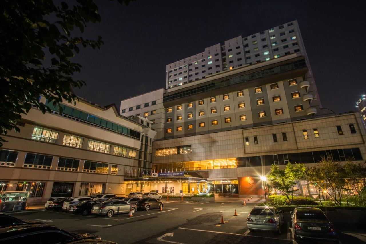 Hotel International Changwon Eksteriør billede