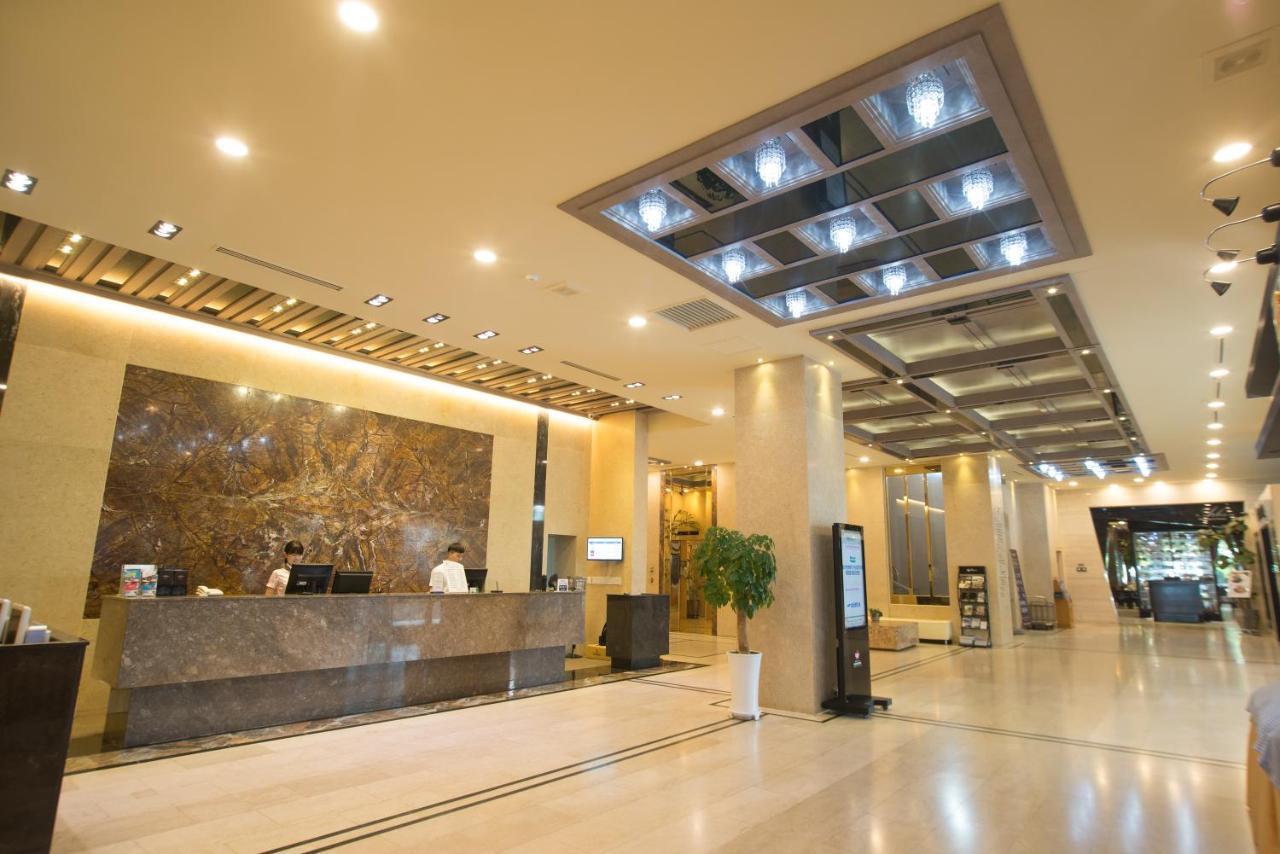 Hotel International Changwon Eksteriør billede